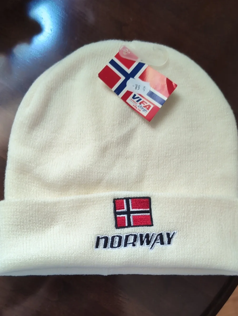 Norway Flag Embroidered Knit Beanie - Cream
